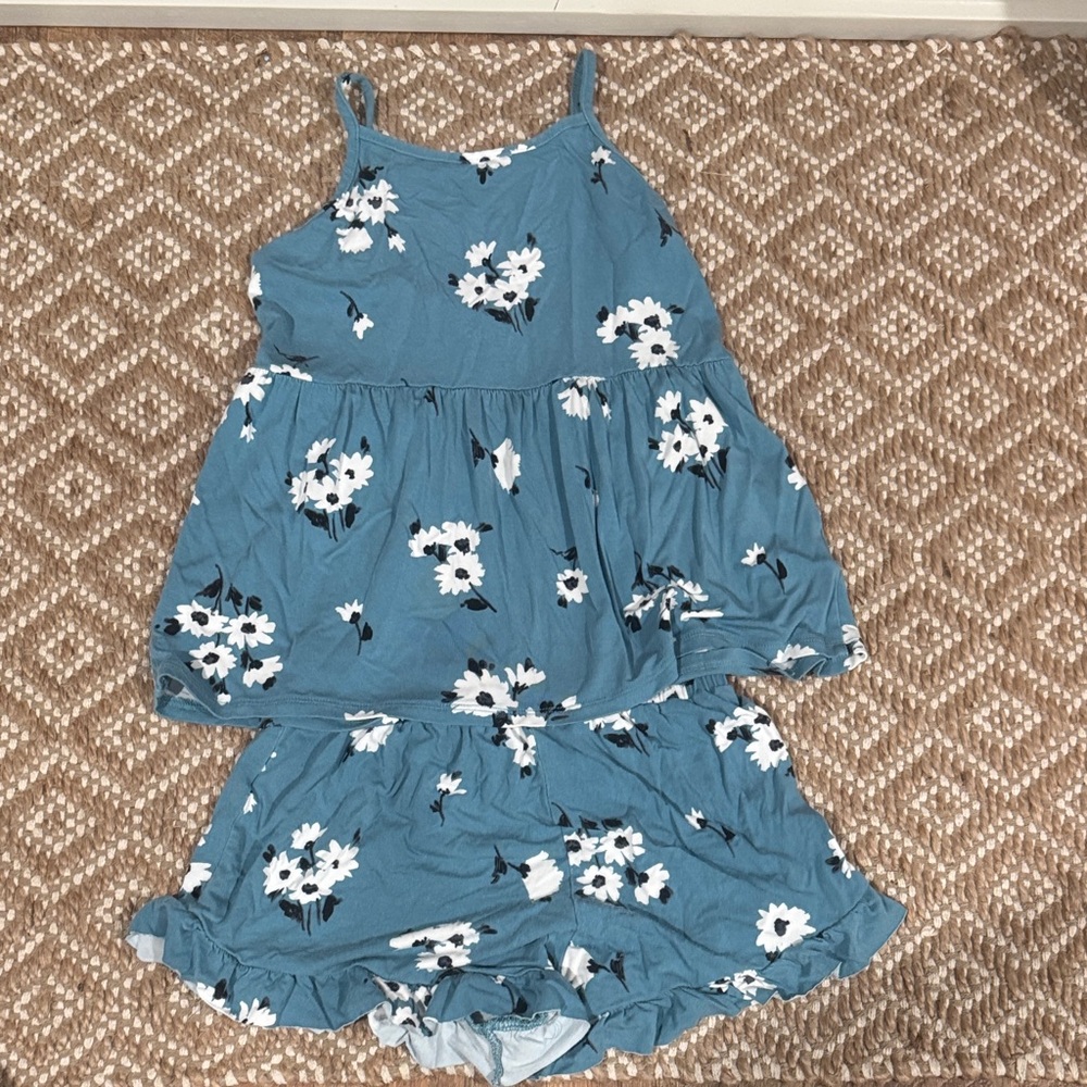 Rumi + Ryder Floral Blue Sleeveless Top and Shorts Set    Girls Size - M 8-10